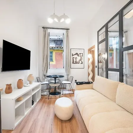 Beautiful Apartment, Old Apartamento Nice